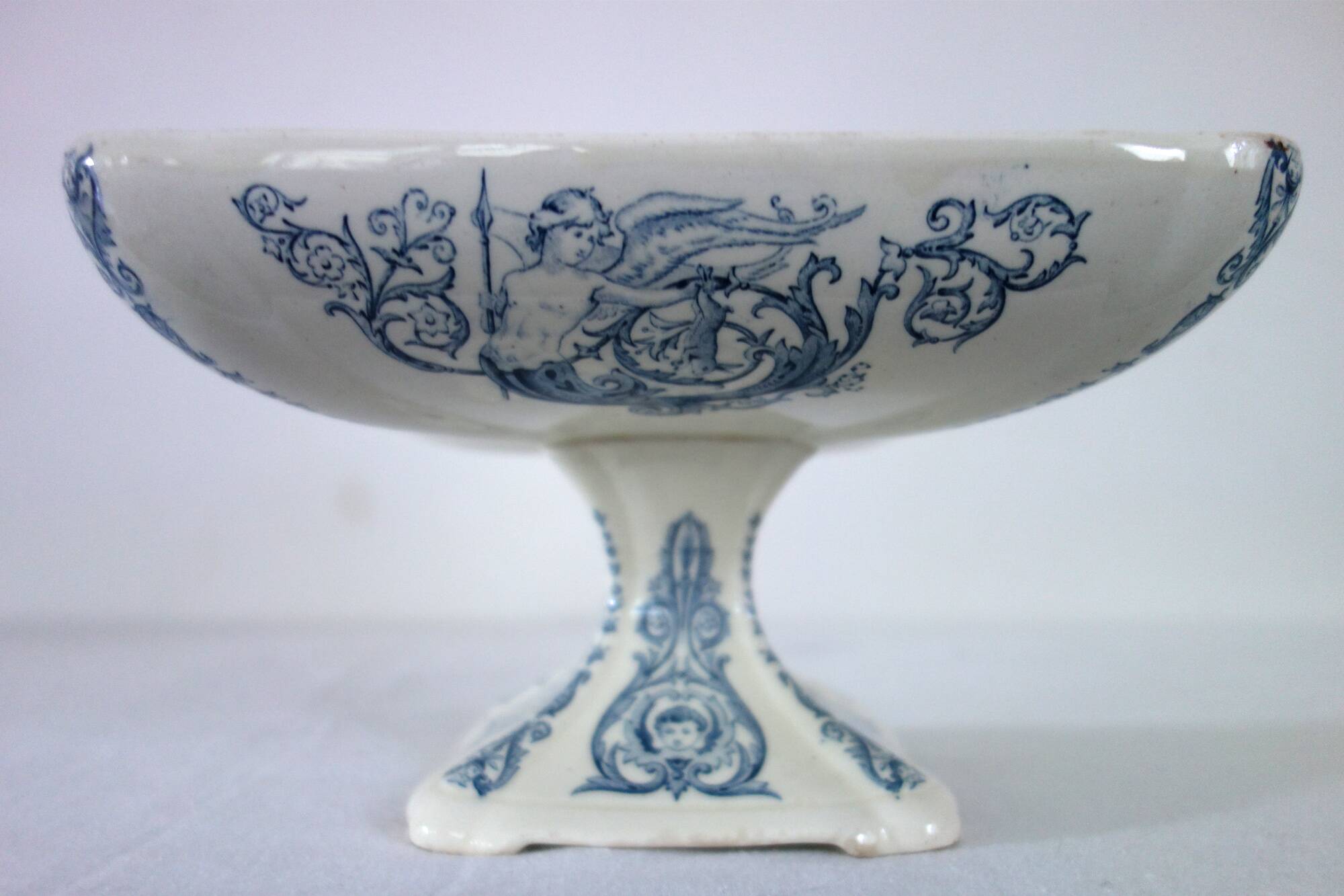 Small Renaissance earthenware compote dish, Clairefontaine JS & Cie, 19th century.