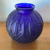 Ancien Vase Boule Art Déco Verre Moulé Bleu Tchèque Décoration Vintage