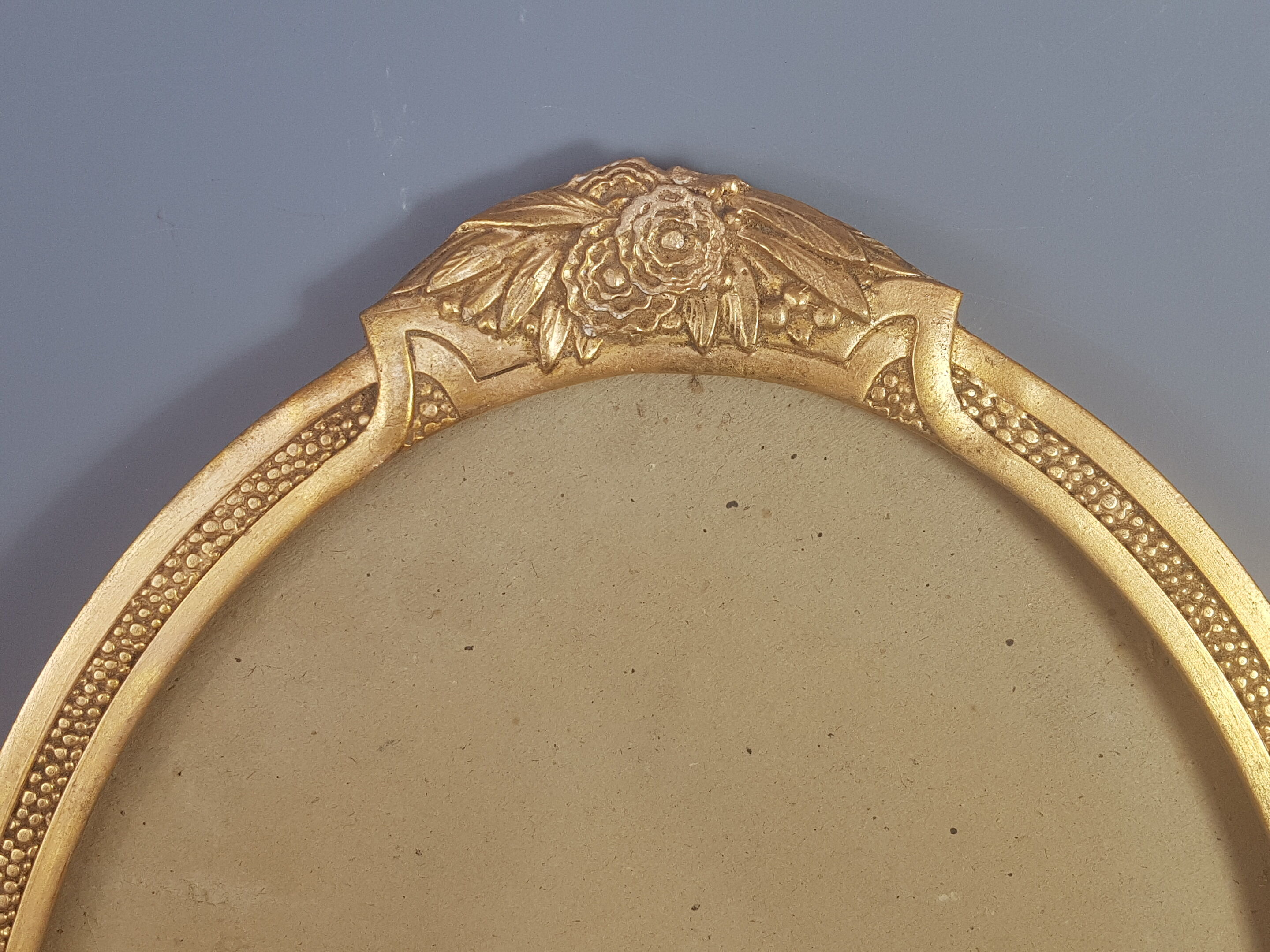 Former oval Art-Deco wood frame - 56x38 cm gold stucco, 50.2x35.2 cm SB