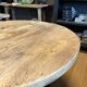 Round table in solid antique oak with a thick top