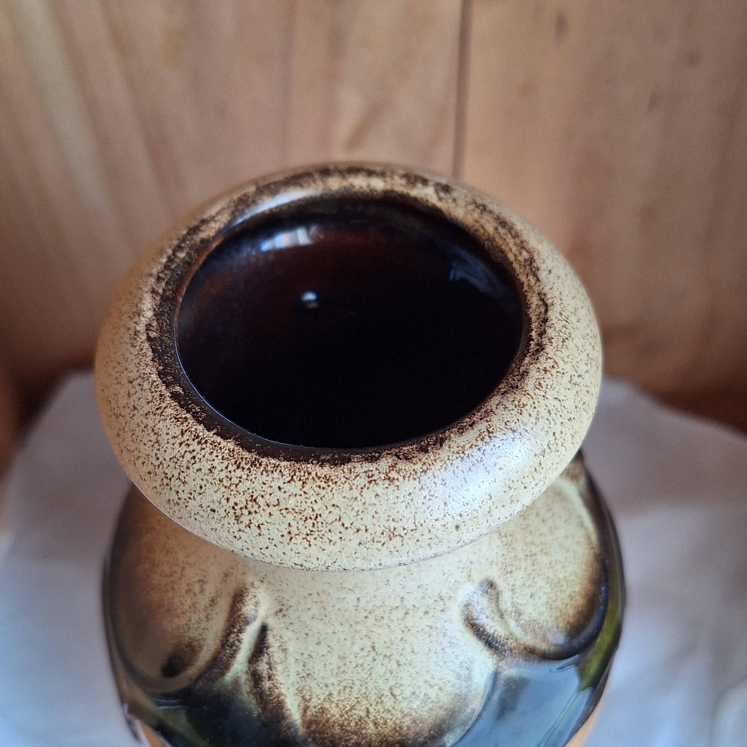 Ceramic vase