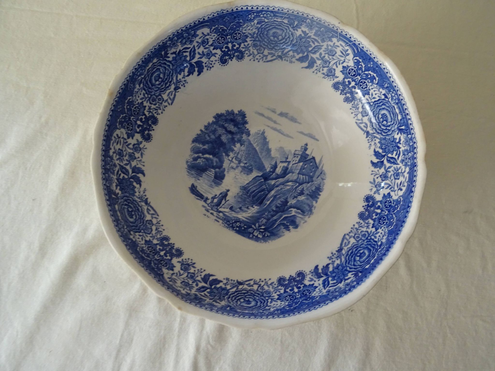Large salad bowl dish Villeroy & Boch antique earthenware 374112 Burgenland Blue