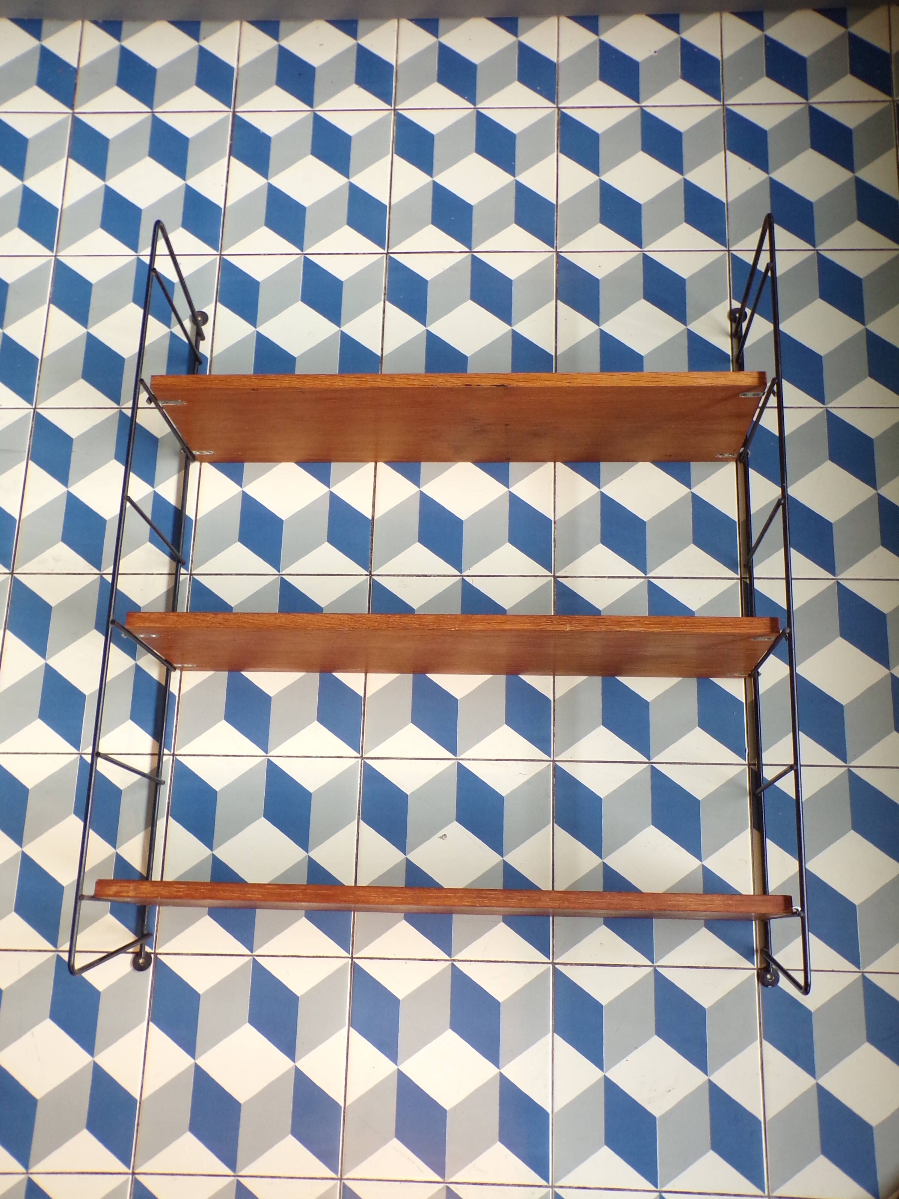 3-shelf modular shelf