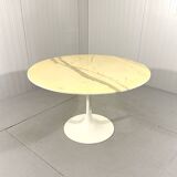 Round marble dining table with tulip foot 1960’s