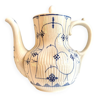 Sarreguemines coffee pot in white and blue earthenware, "Copenhagen" service - early 20th century