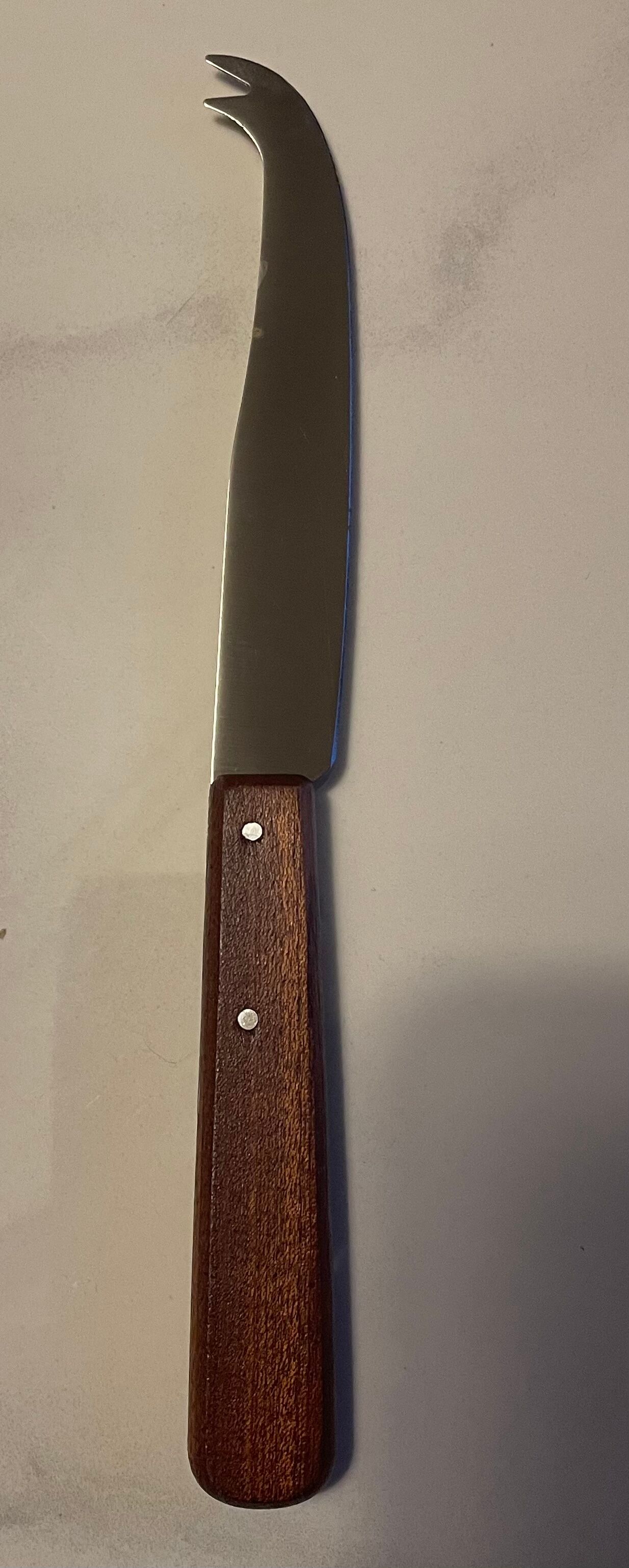 Cheese knife