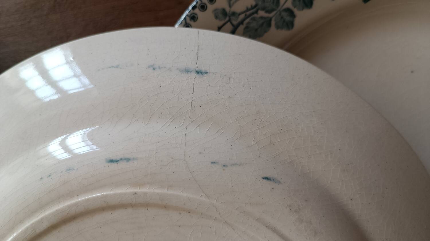 6 ironstone plates, Guadeloupe model