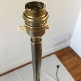 Lampadaire moderniste en acier