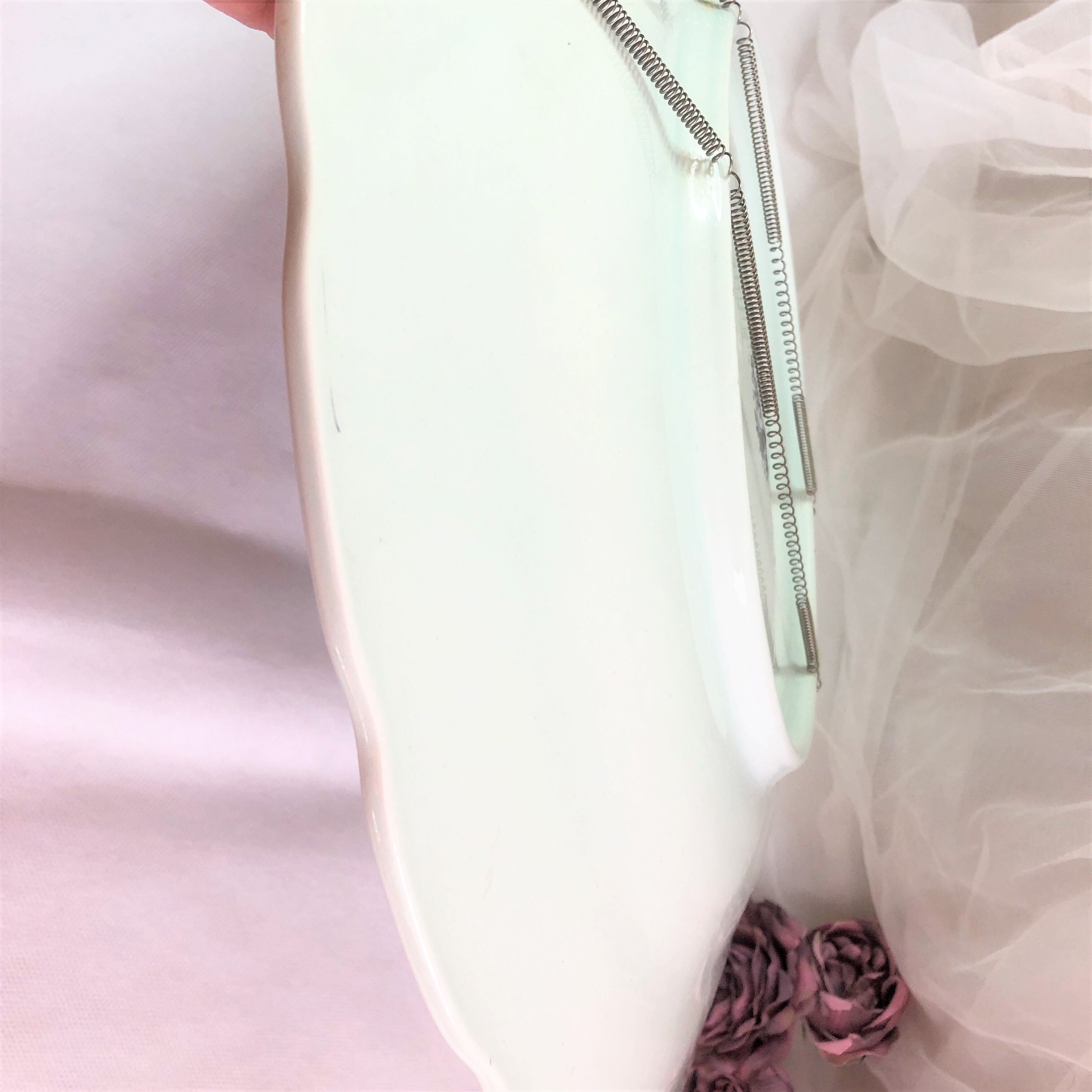 Hollow dish and wall hanger earthenware M.R.L Boch Delft's 39.5 cm