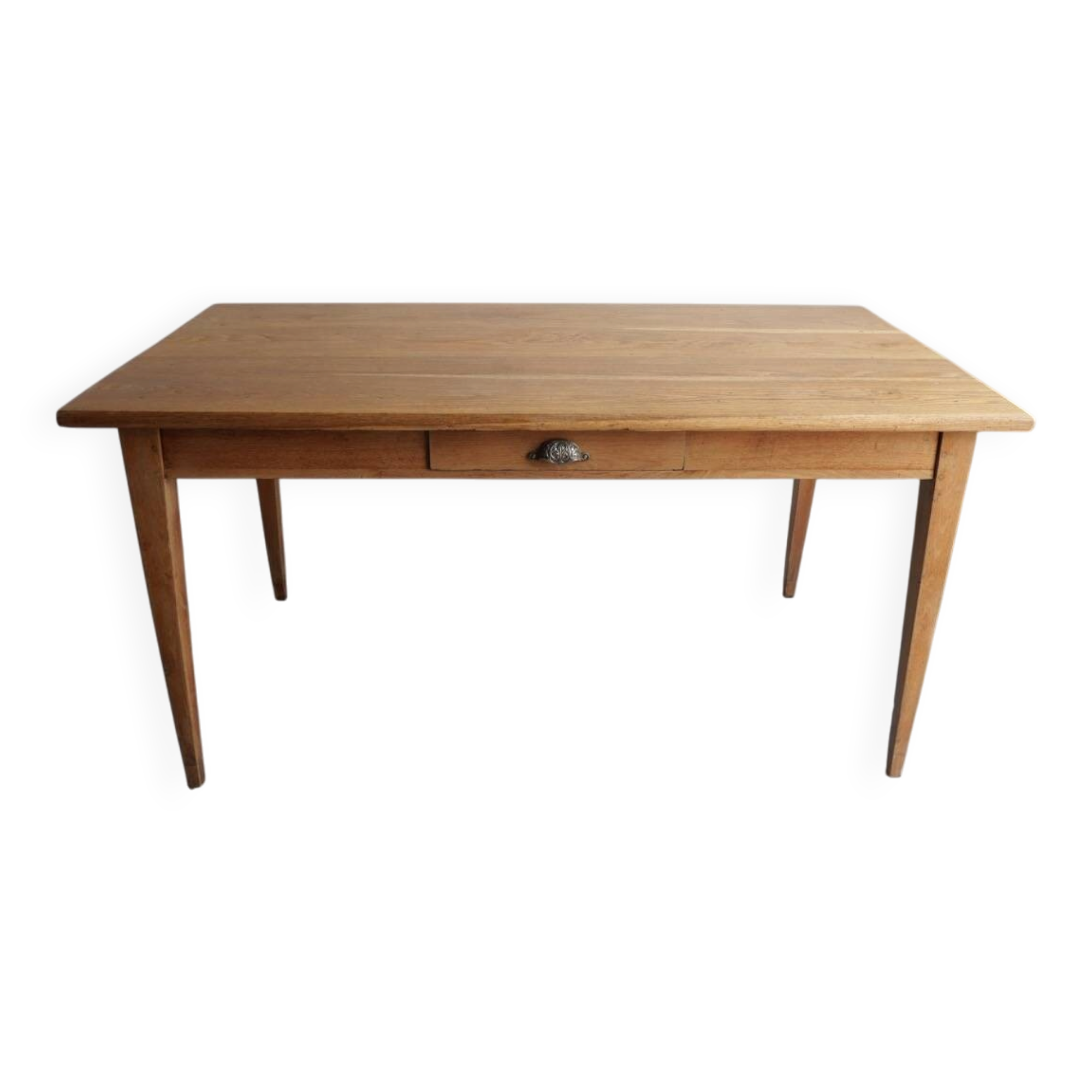 Table de ferme rénovée
