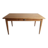 Table de ferme rénovée