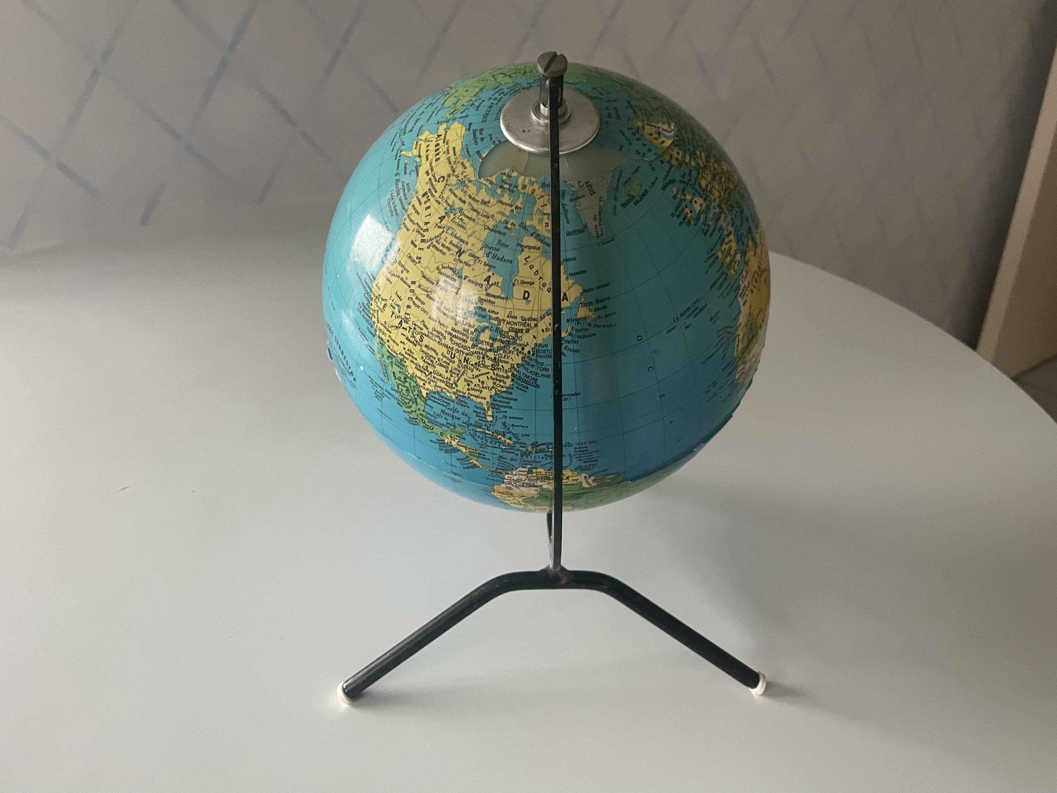 Tripod terrestrial globe