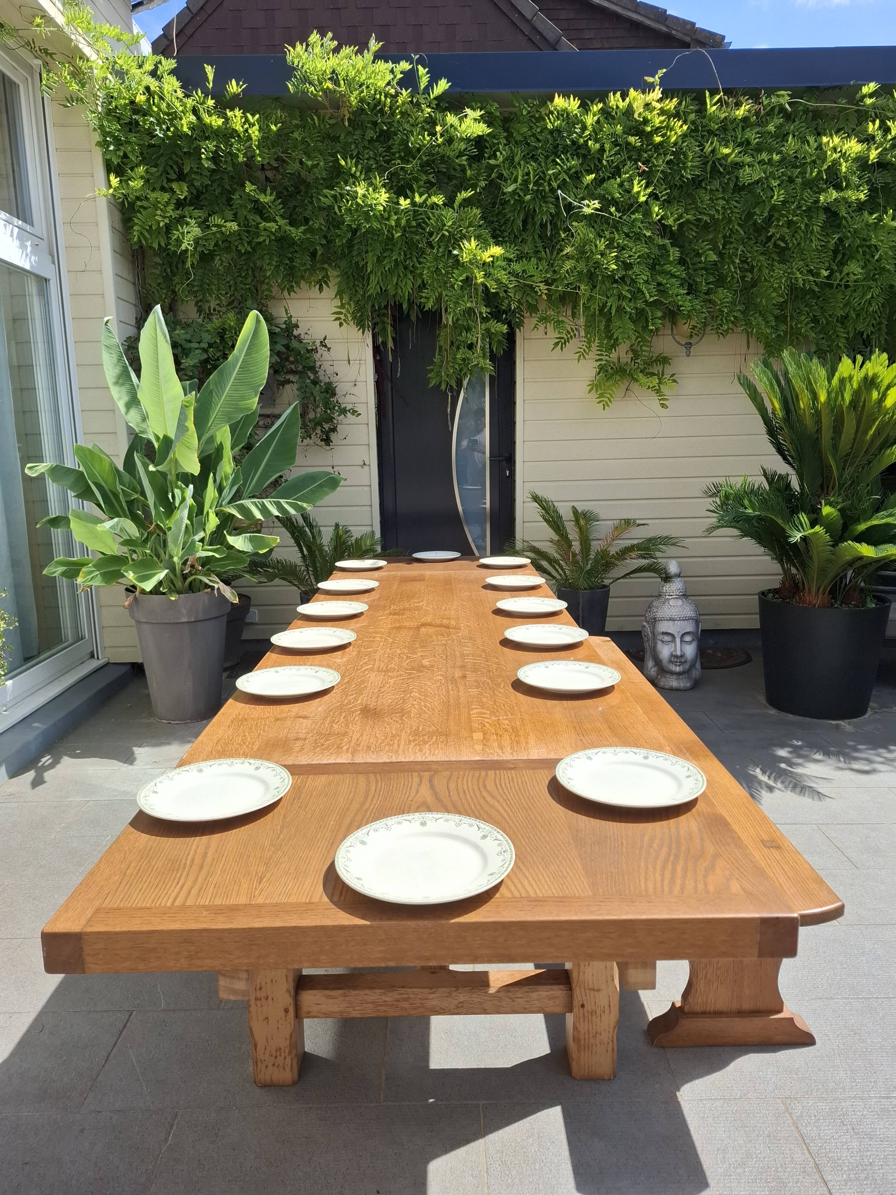 Grande table de ferme avec son banc