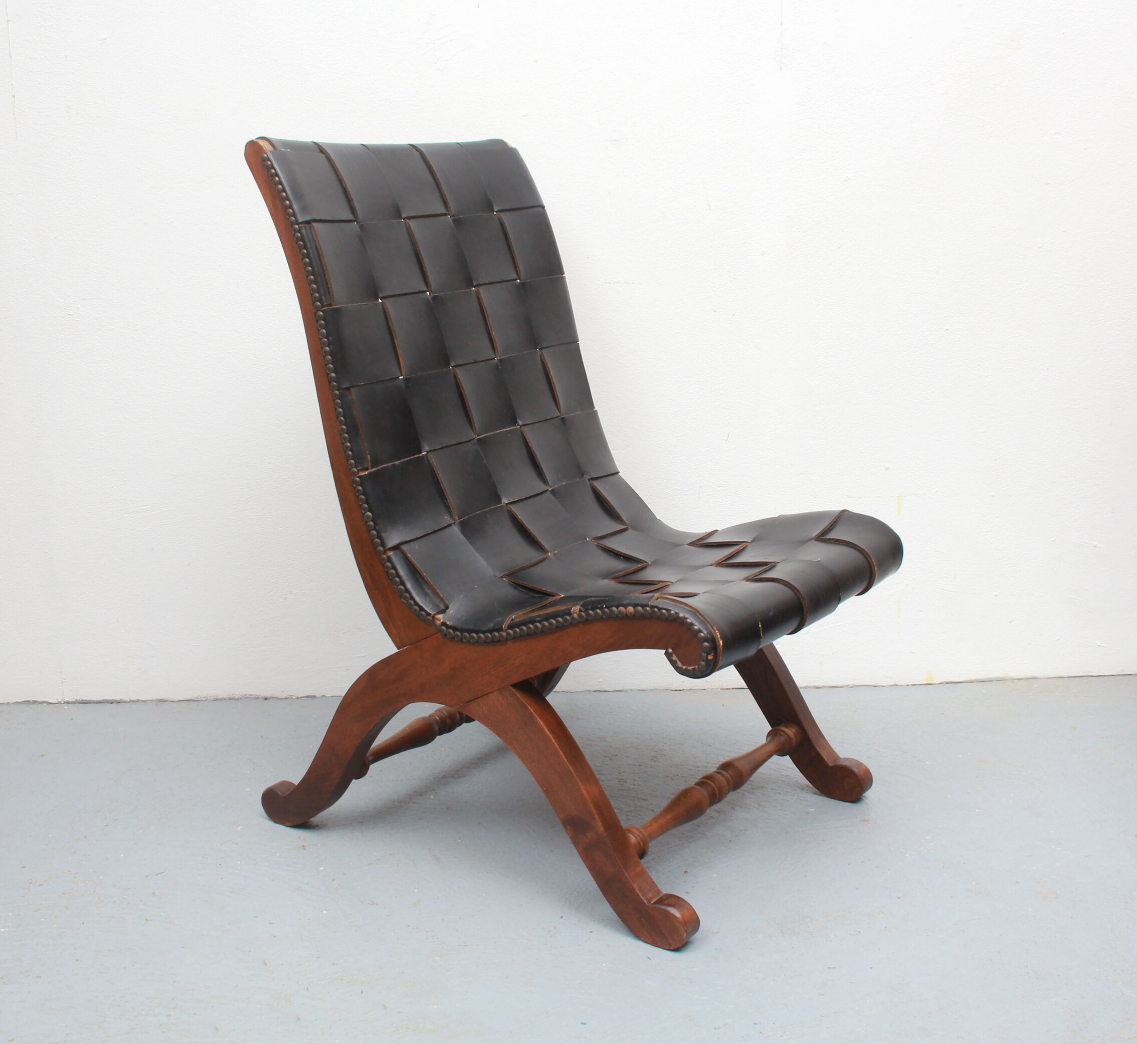 1950s chair in leather, Pierre Lottier