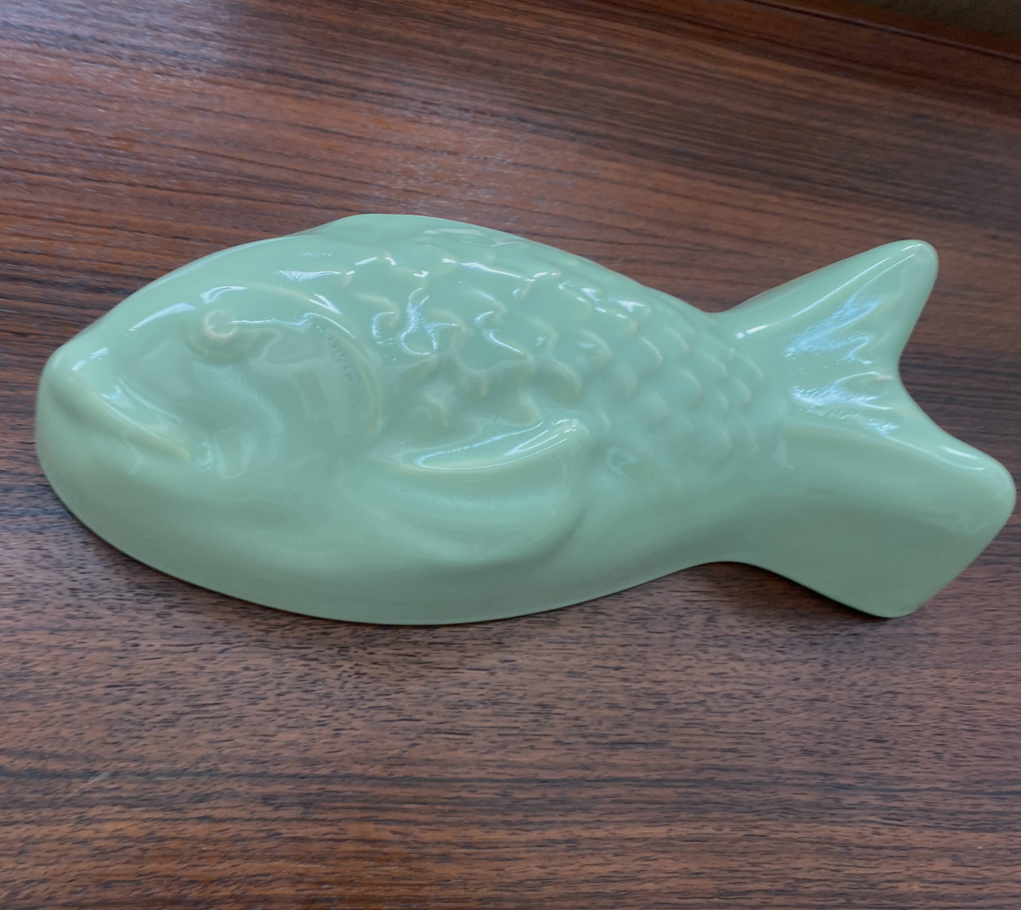 Moule à pudding en céramique vert lime Vis Shape