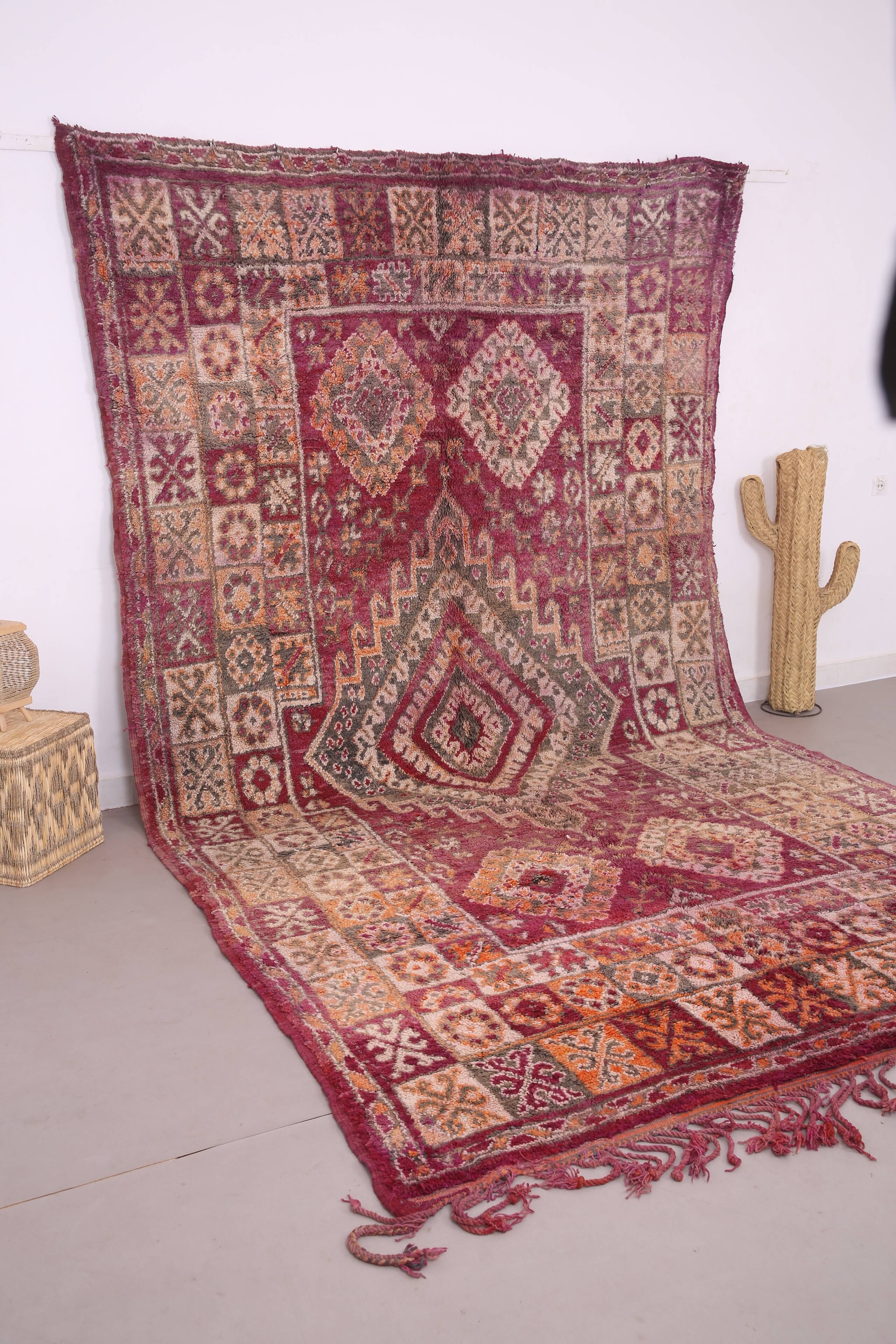 Tapis marocain vintage violet 230 x 402 cm - Tapis en laine berbère ancien fait à la main