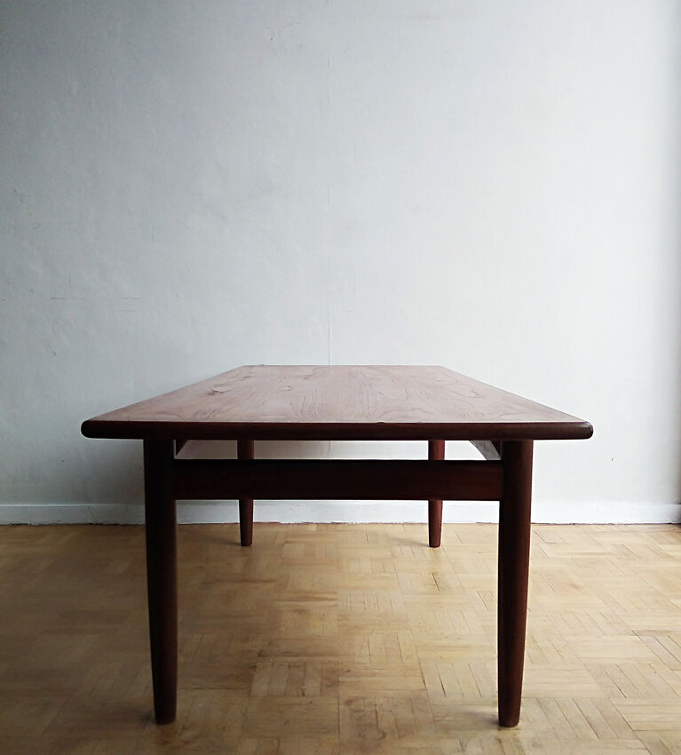 Teak coffee table - edition E. Gomme G Plan - 1960