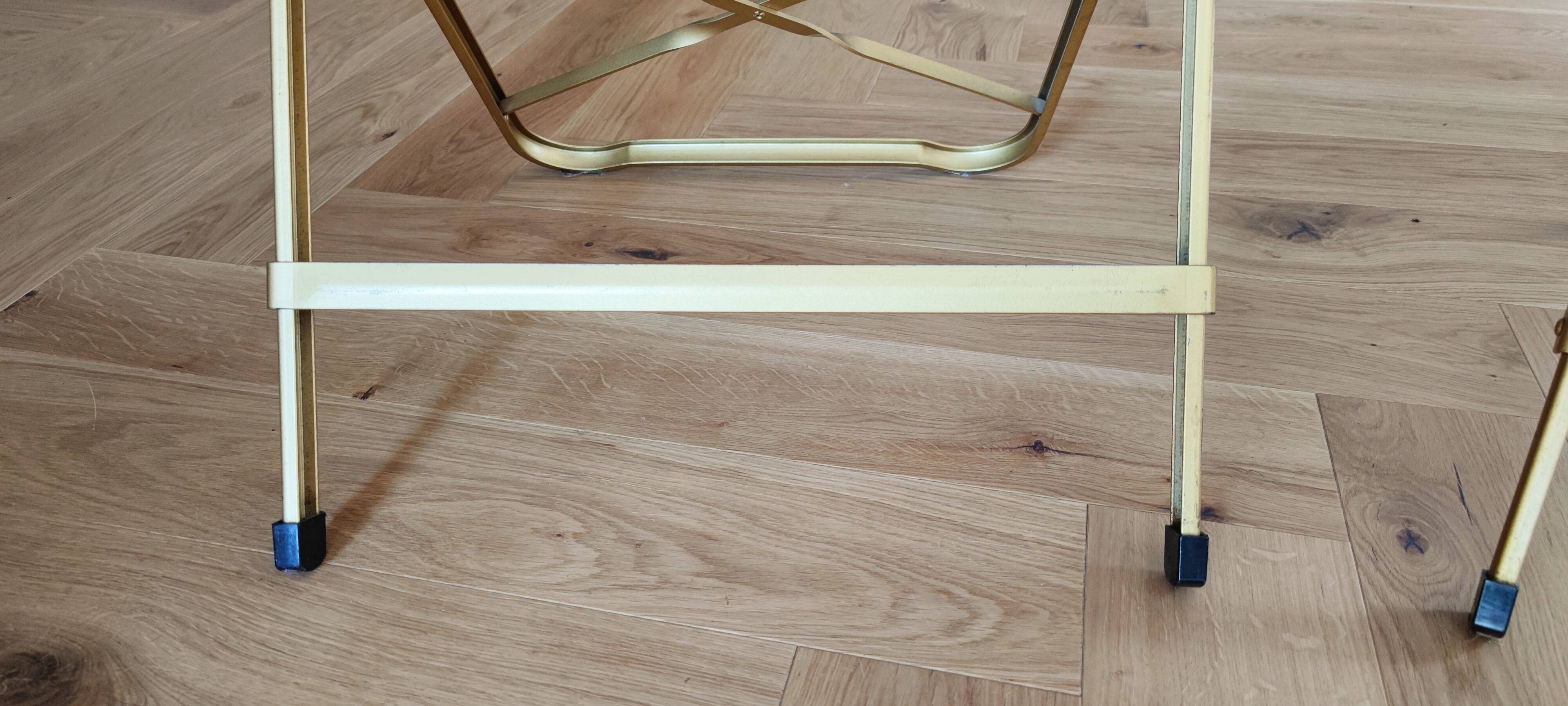 Folding chairs in mustard velvet