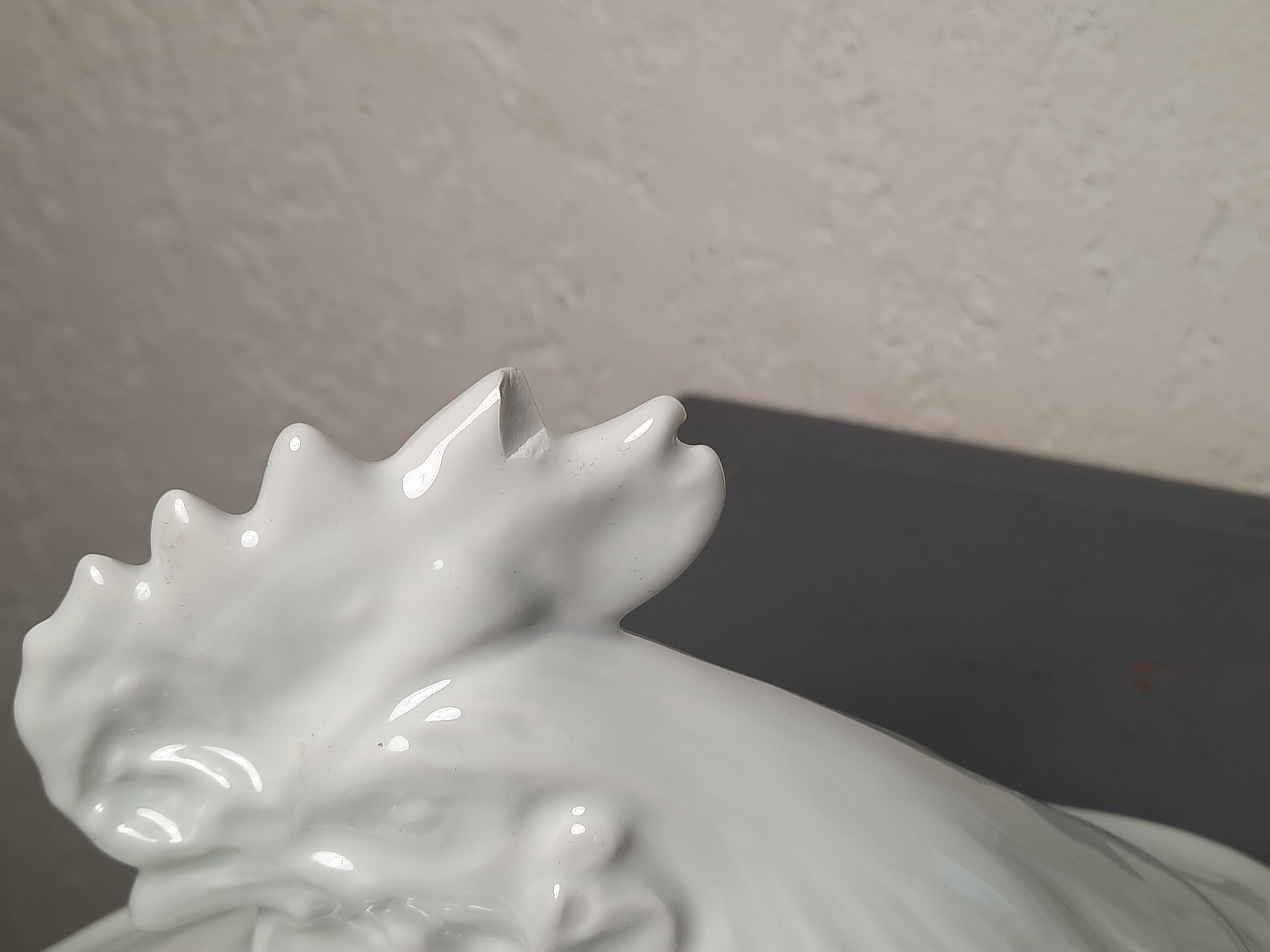 Porcelain volail terrine