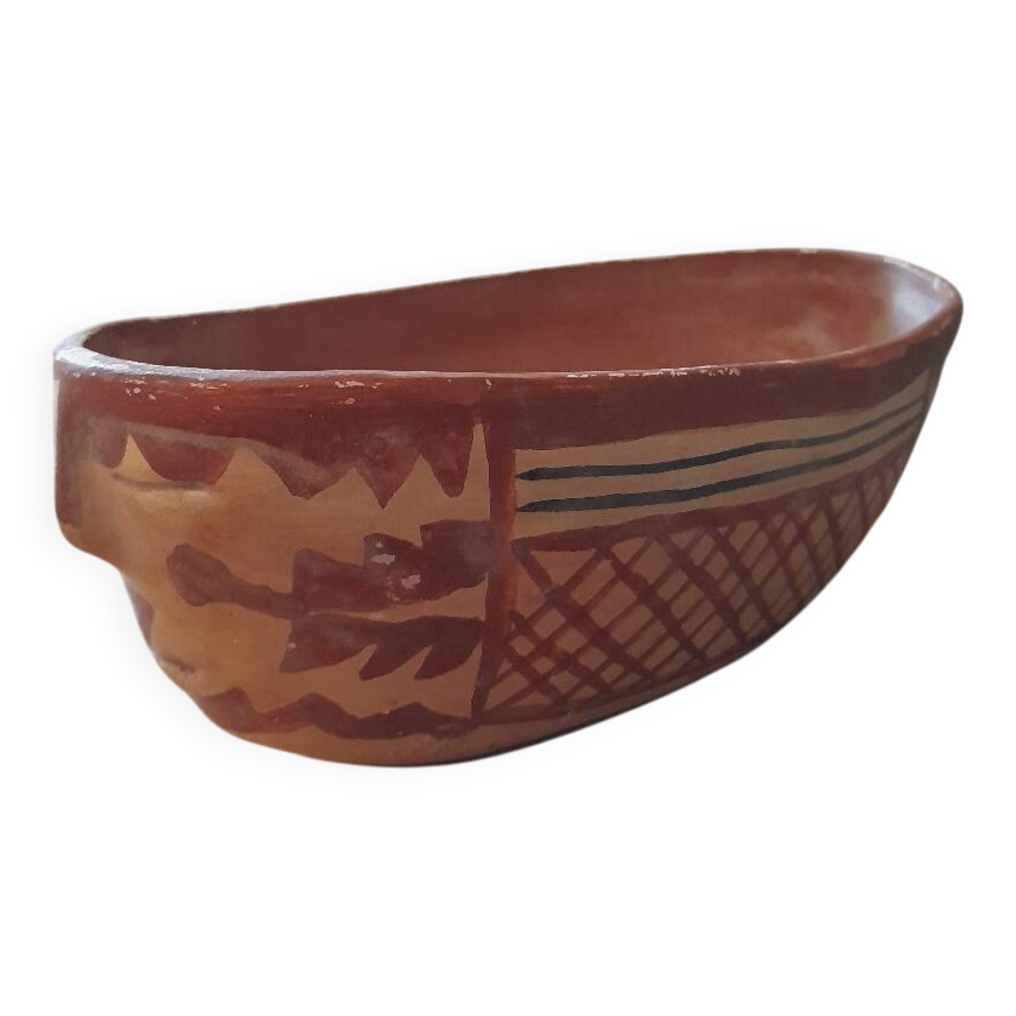 Bowl with a face in Chupicuaro pottery