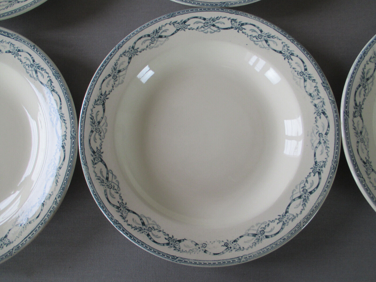 9 hollow plates Salins Récamier terre de fer