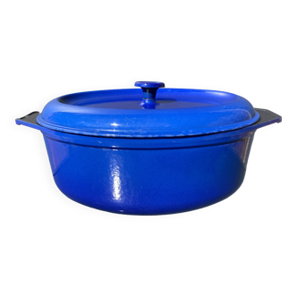 Gradient Azure Blue enameled cast iron casserole dish
