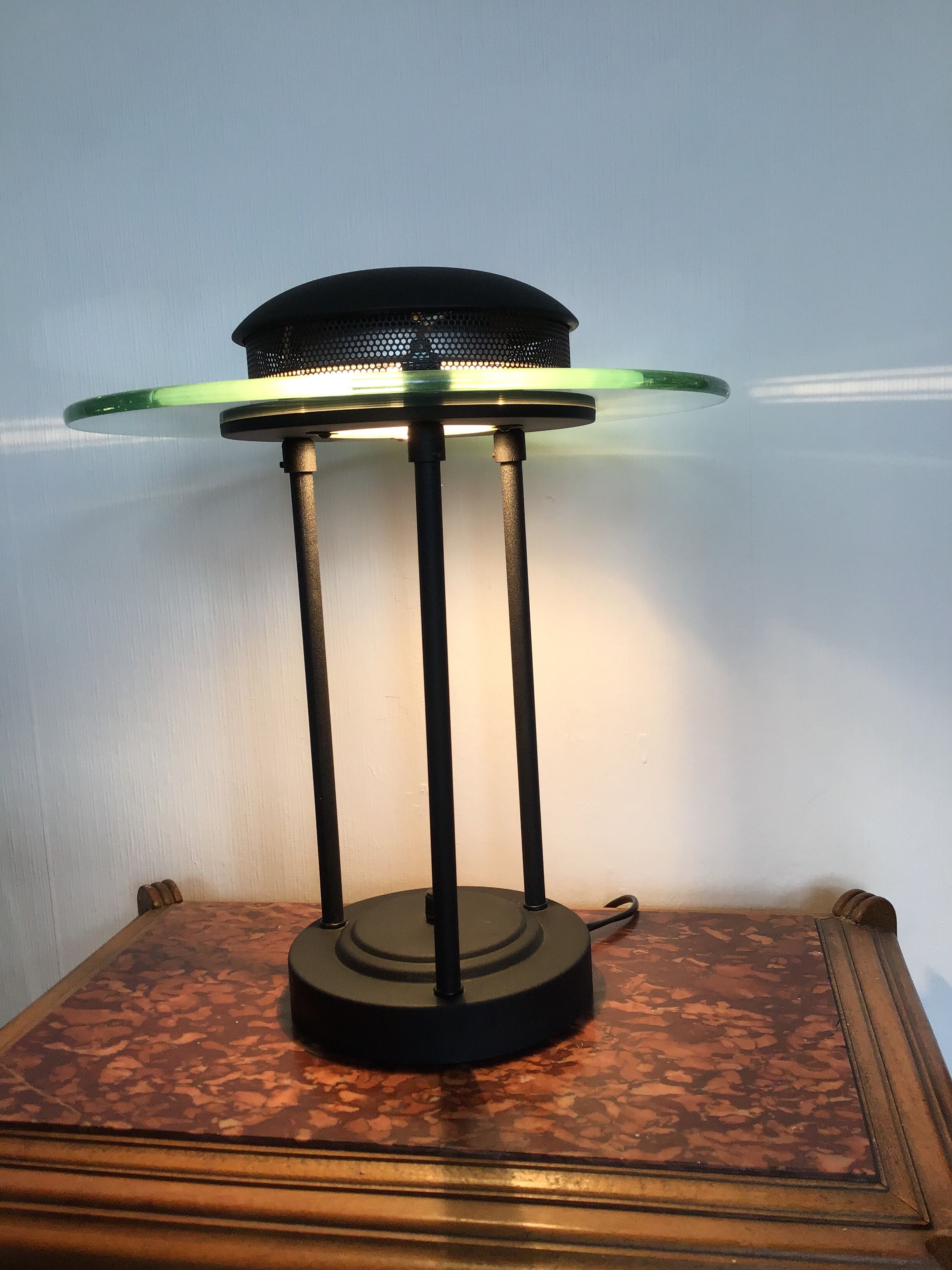 Robert Sonneman model Saturn boxford lamp