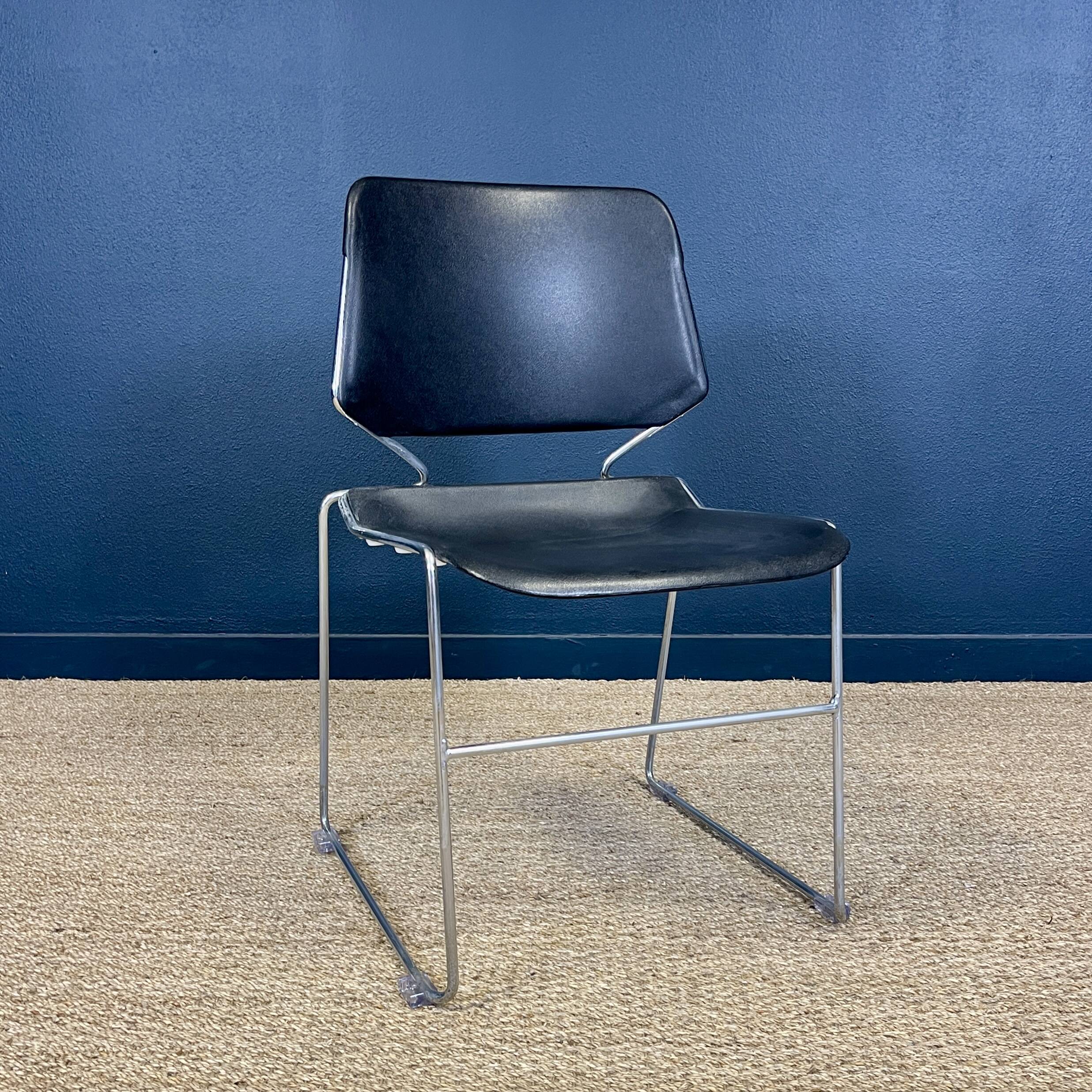 Lot de 39 chaises Matrix T.Tolleson pour Krueger noir et chrome années 70 USA