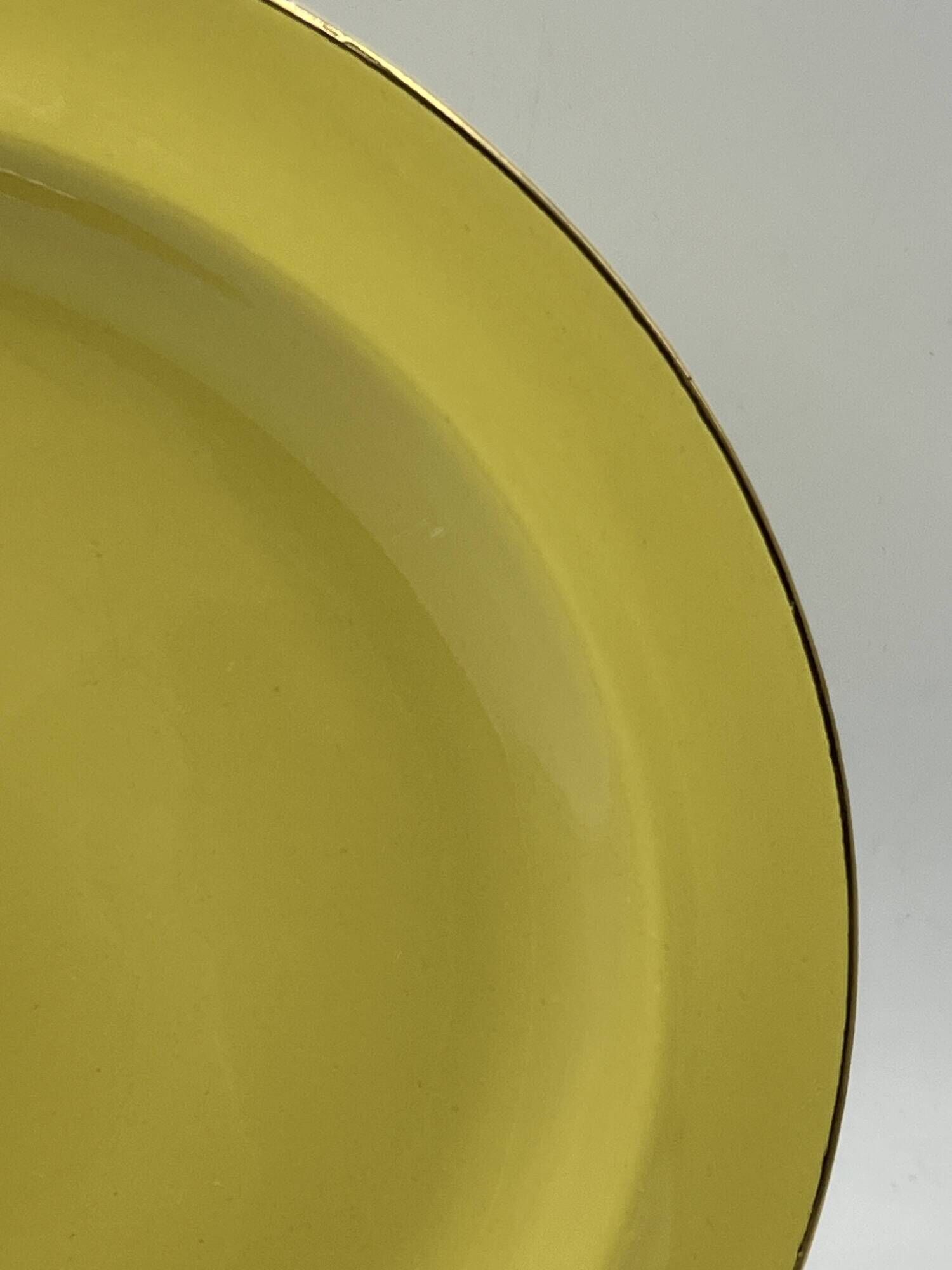 Keralux Boch earthenware plates