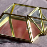 4 anciennes boites à bijoux en verre, laiton et miroir