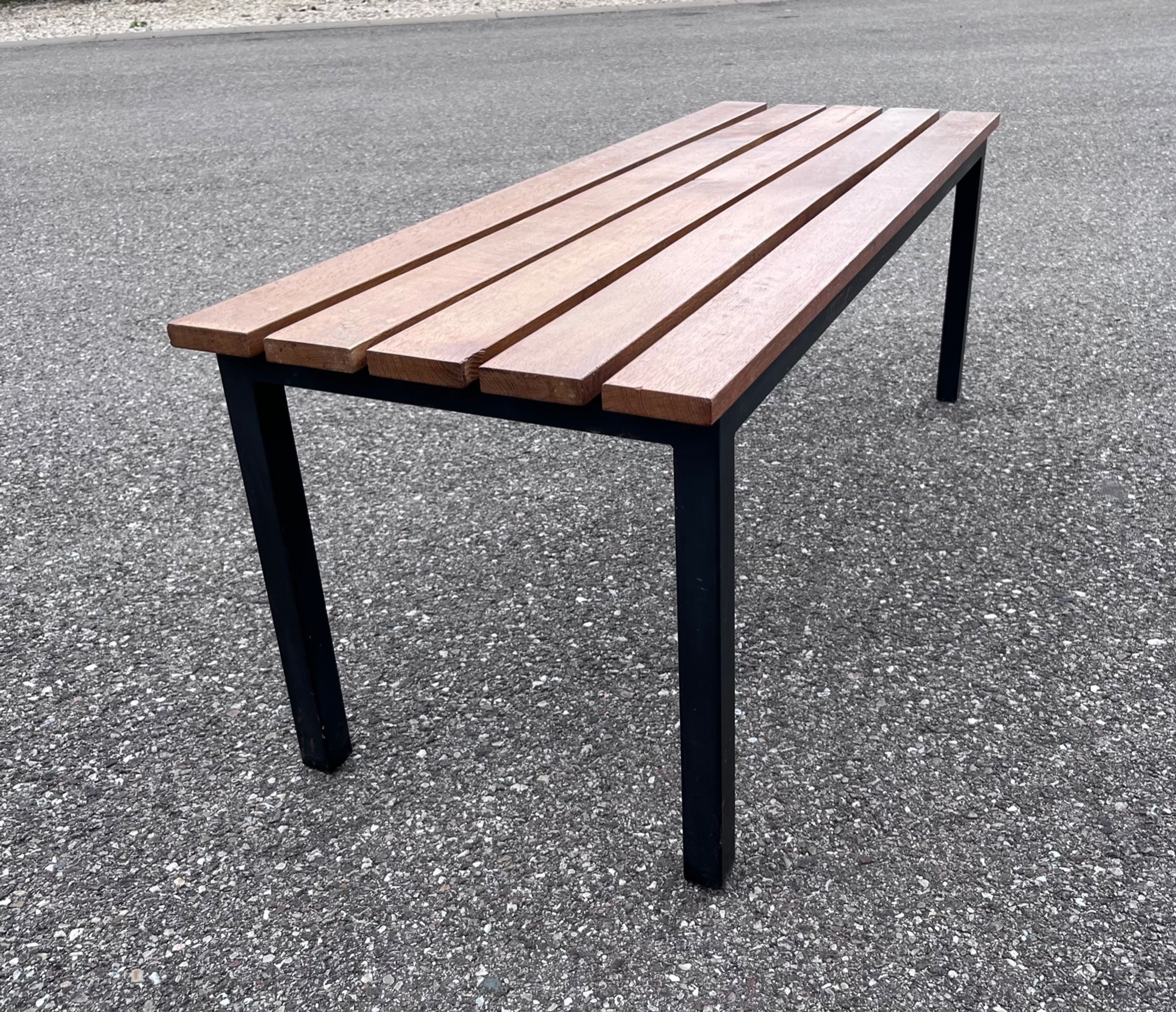 Banc industriel en acier et chêne
