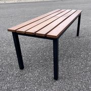 Banc industriel en acier et chêne