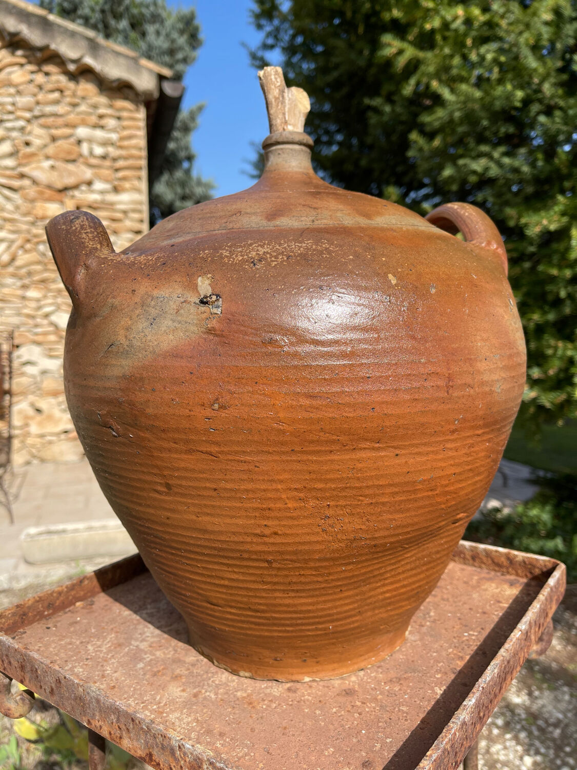 Ancient terracotta pottery jar