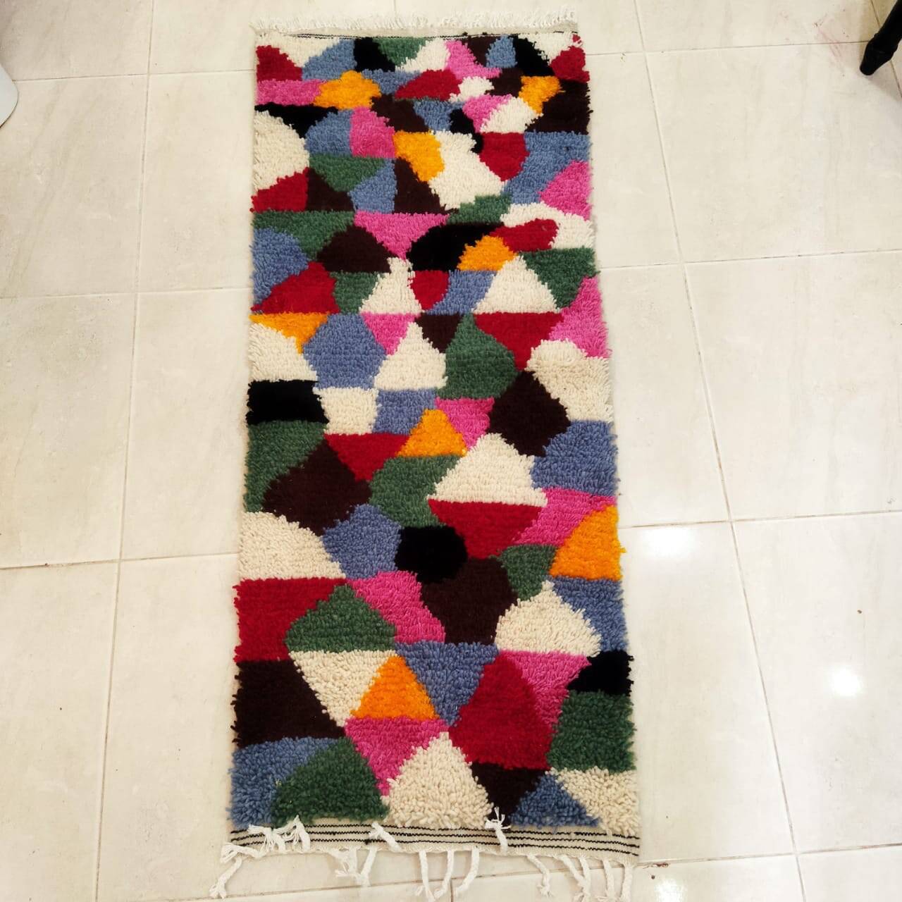 Handmade wool Berber rug 155 x 60 cm