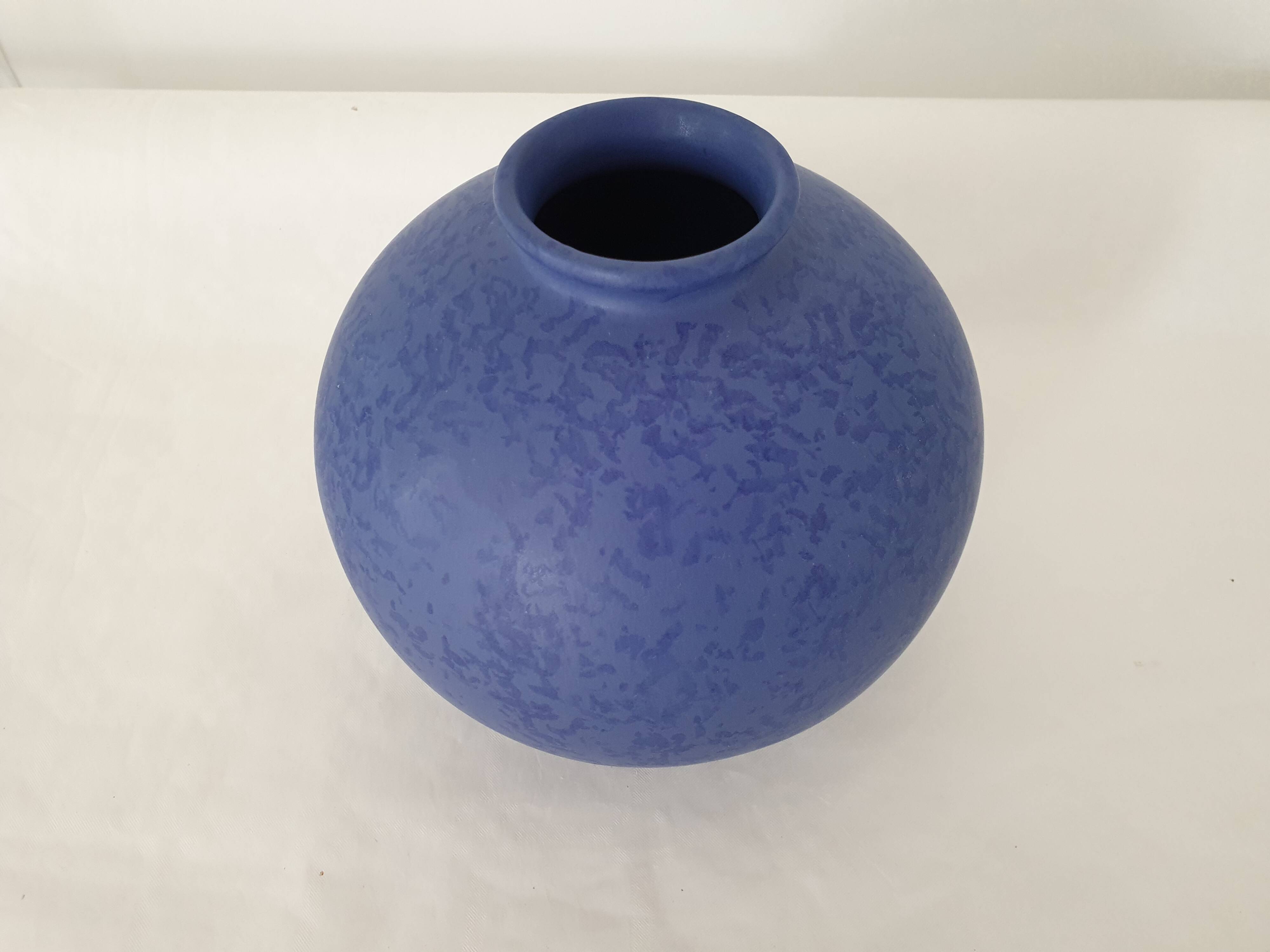 Blue ceramic ball vase diameter 19cm