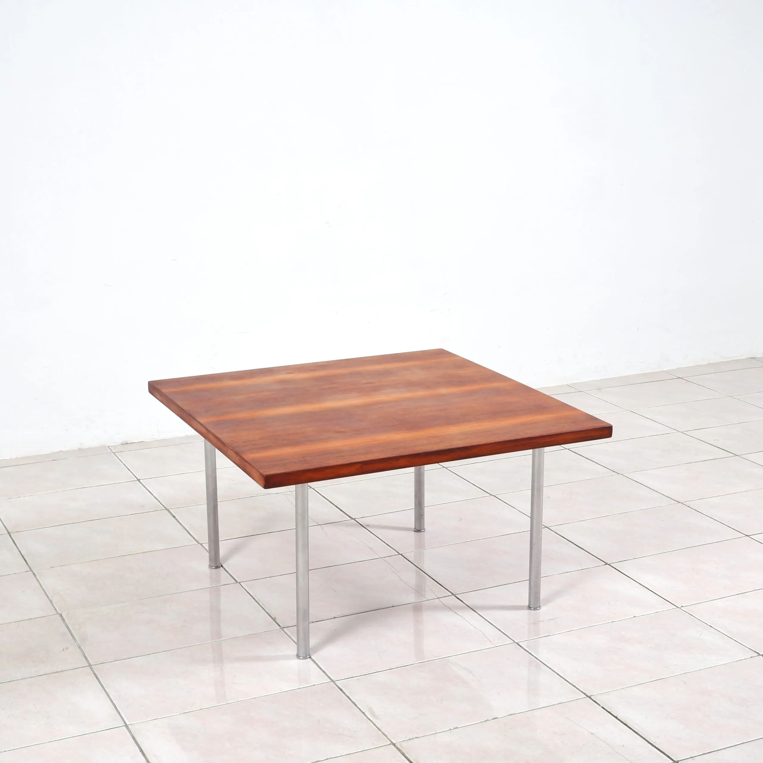 Hans Wegner coffee table rosewood by Andreas Tuck