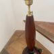 Pied de lampe en teck