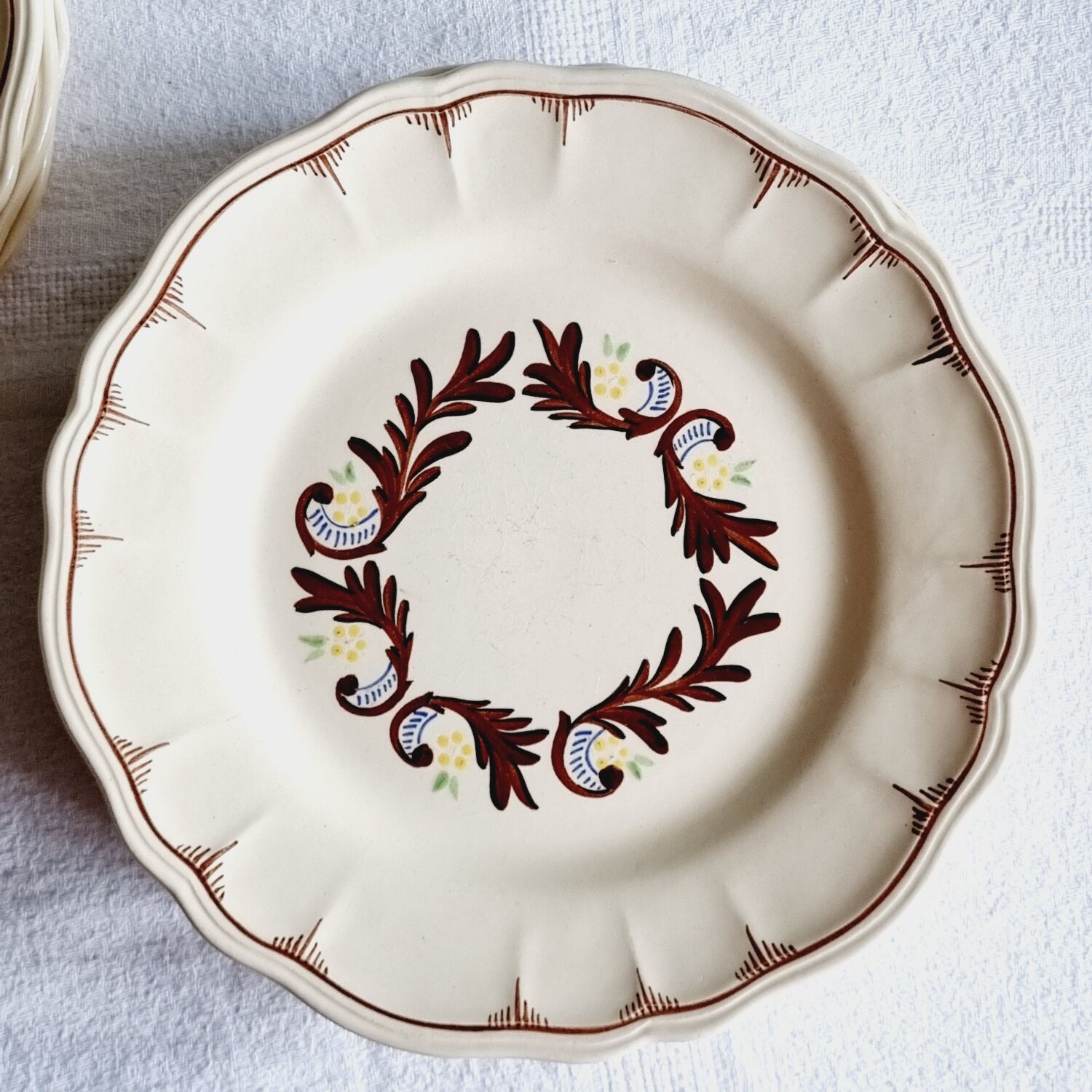 11 dessert plates Salins France