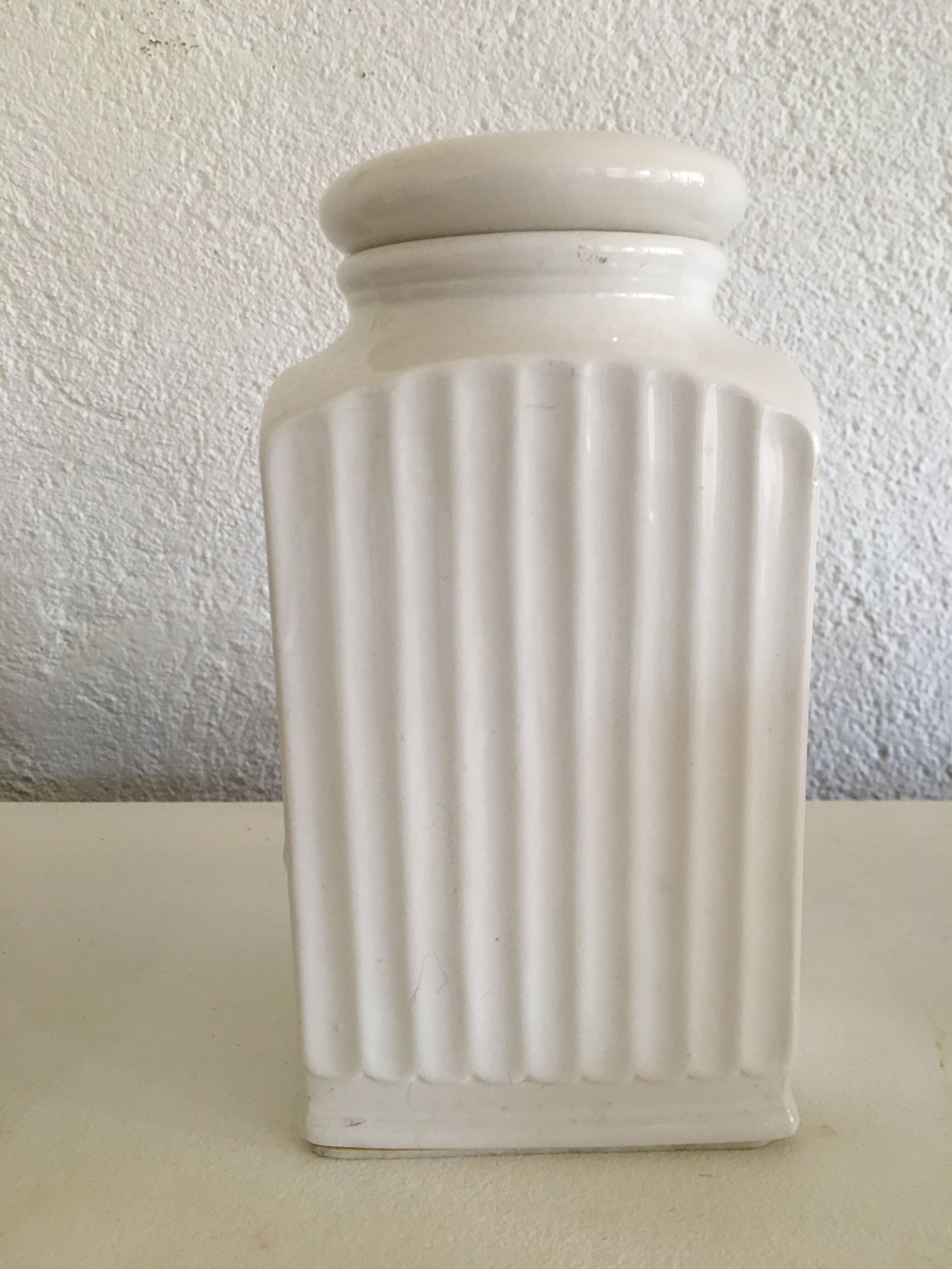 Coffee and sugar pots