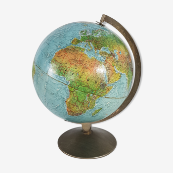 Globe terrestre en relief vintage 60s