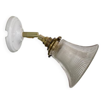 Vintage tulip wall lamp in holophane glass
