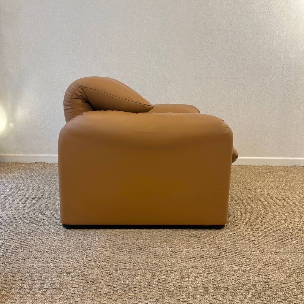 Maralunga Armchair cognac leather Cassina 1970s