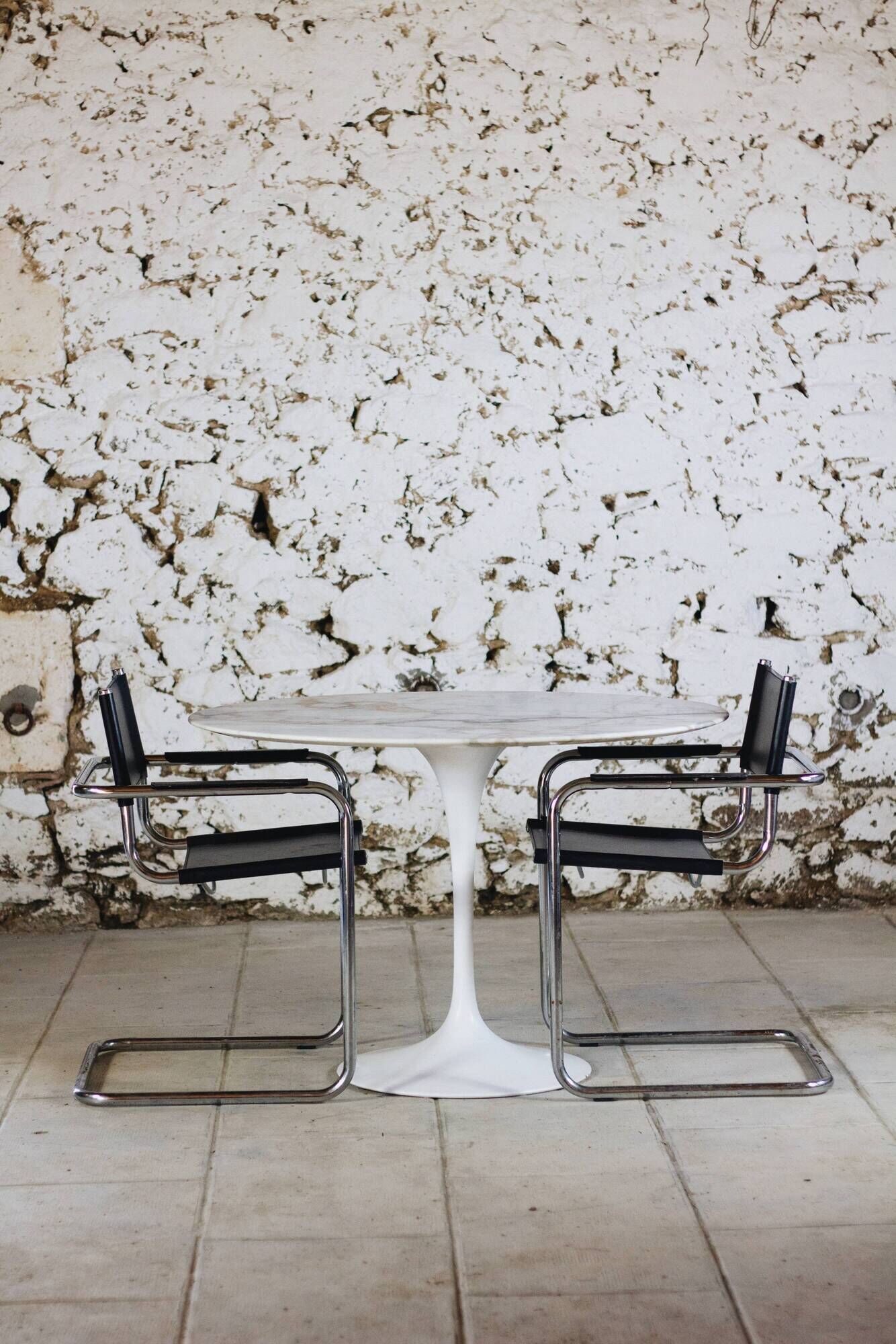 Marble tulip table by Eero Saarinen for Knoll International, 1970