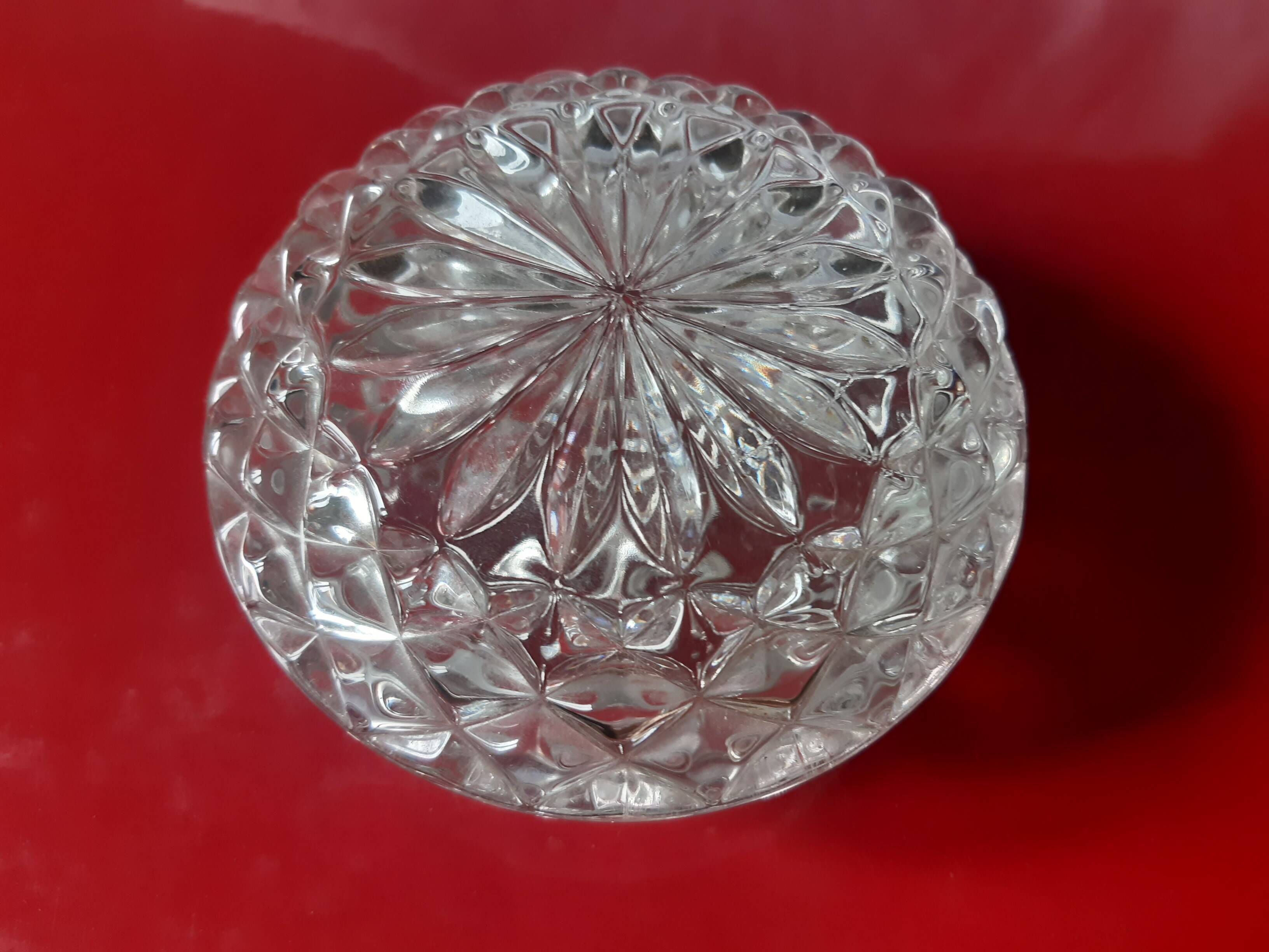 Bonbonnière, cut glass trinket dish.