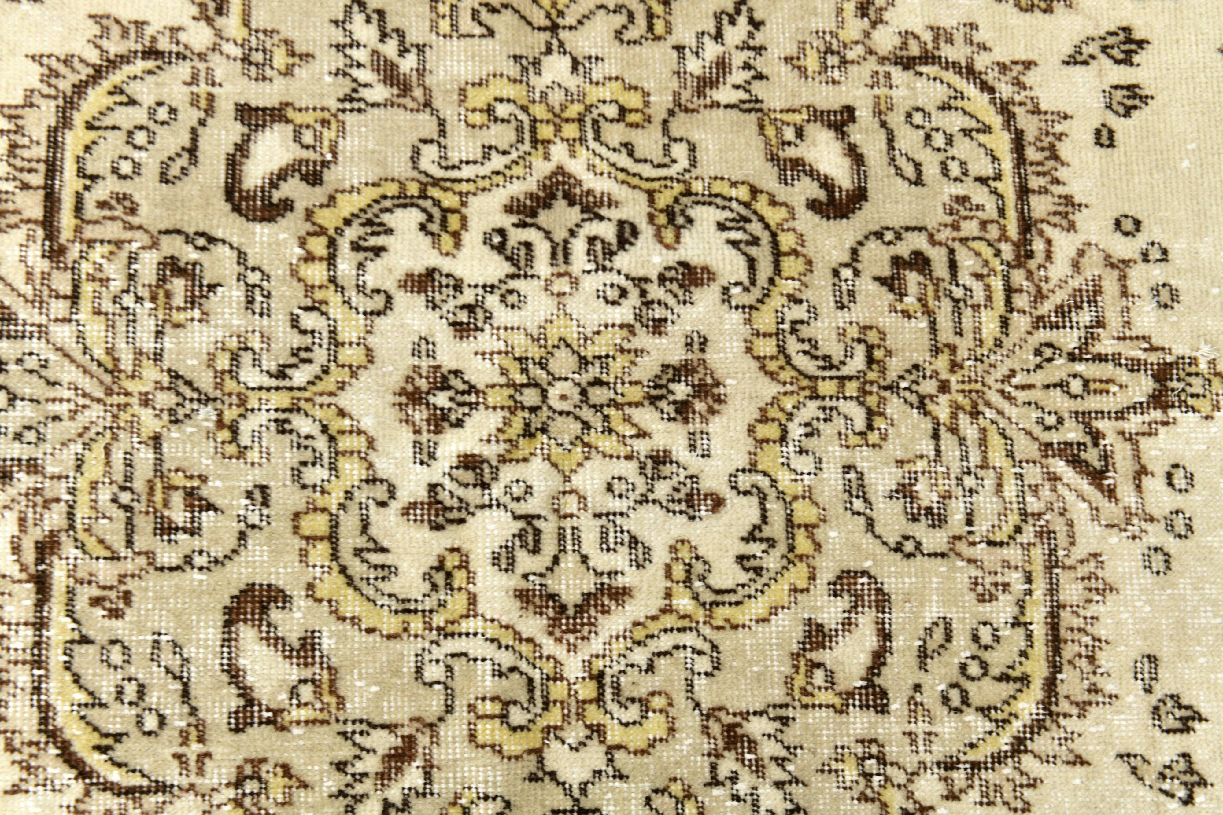5x8 Light Yellow & Green Vintage Turkish Rug, 162x259Cm