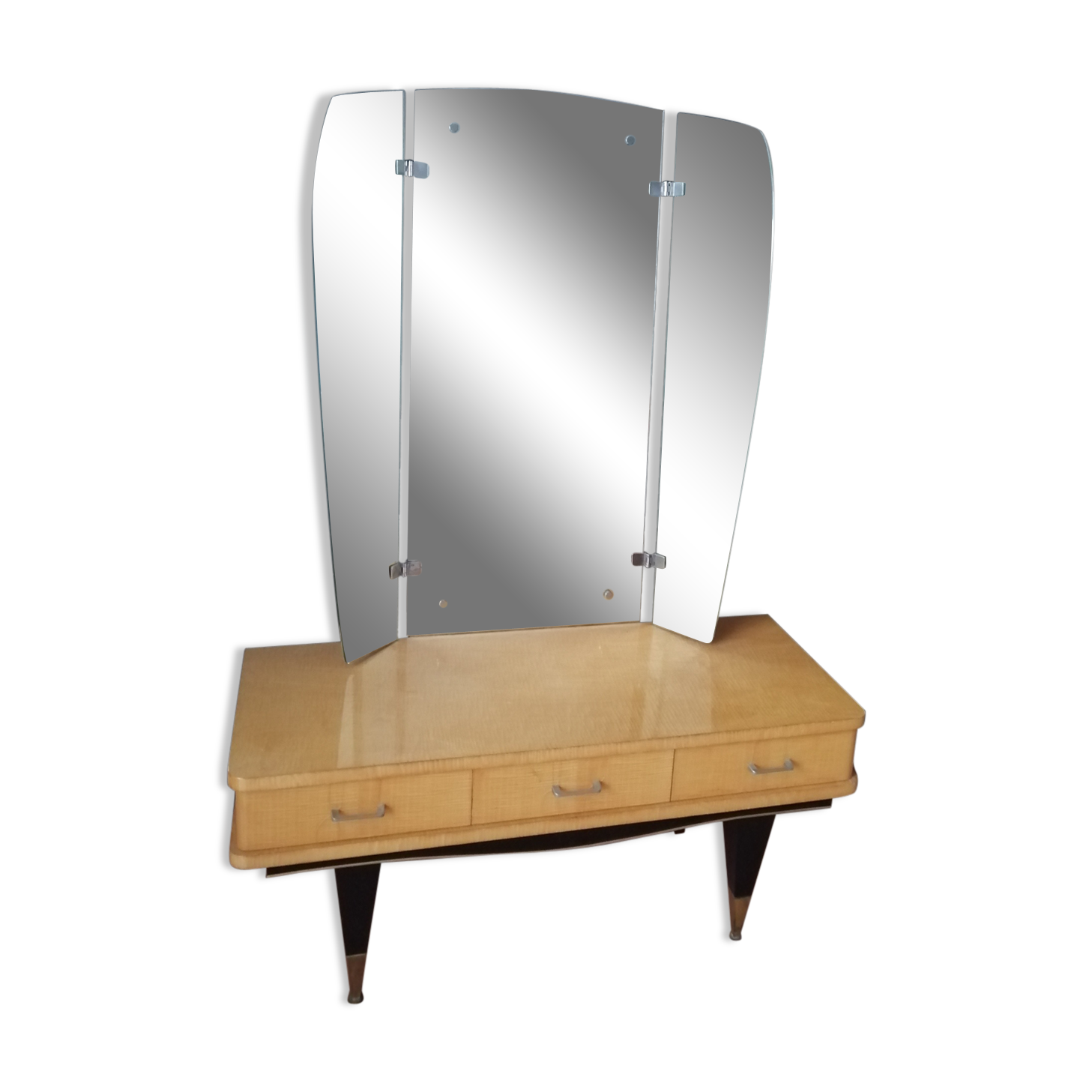 Dressing table of the 50
