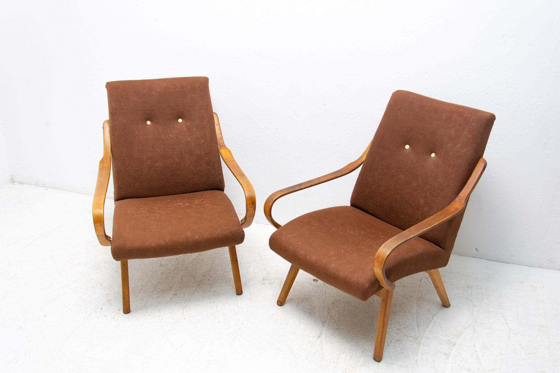 Pair of midcentury armchairs by jaroslav šmídek for jitona, 1960´s