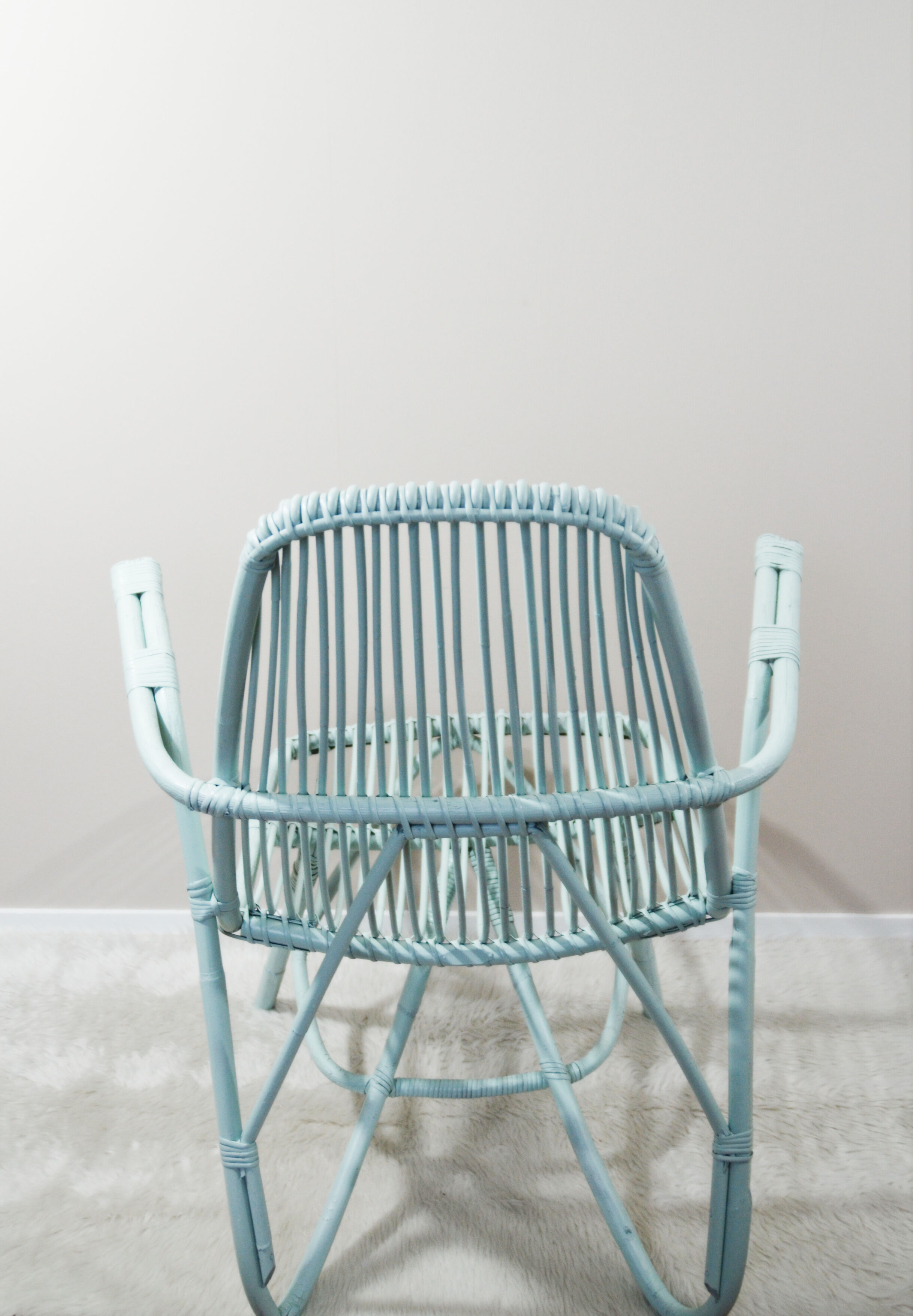 Adult rattan armchair