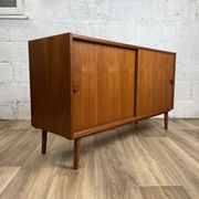 Enfilade scandinave mi-longue vintage en teck, années 60