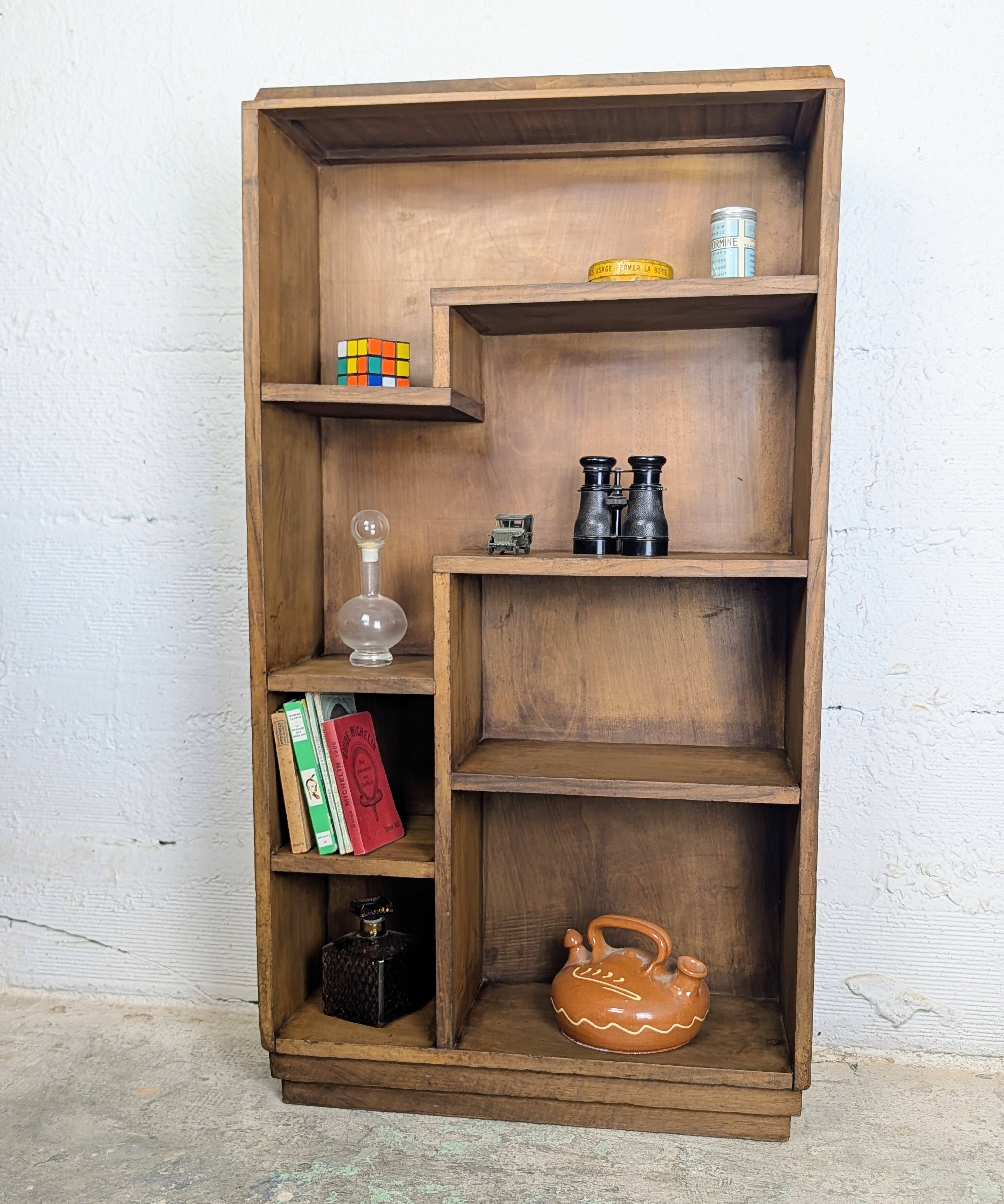 Asymmetrical Art Deco bookshelf